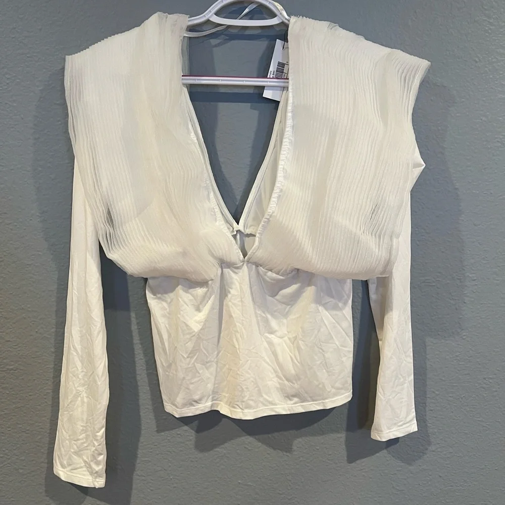 Women Long Sleeve White Top - Picture 1 of 2